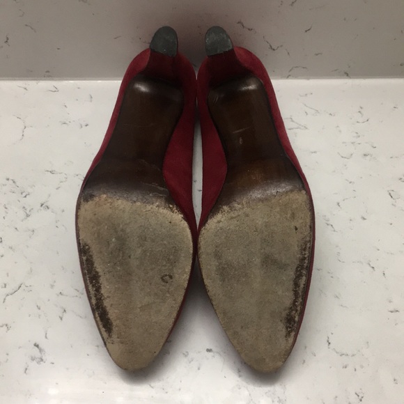 Red suede pumps - Picture 3 of 7